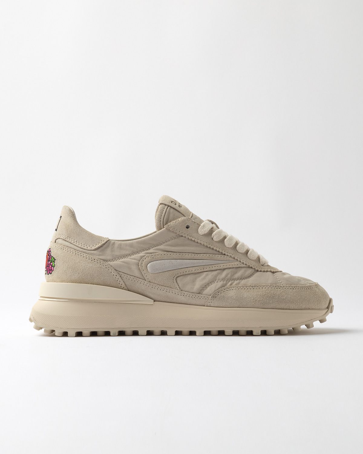 D.A.T.E.: ATHLETA FRUIT BEIGE