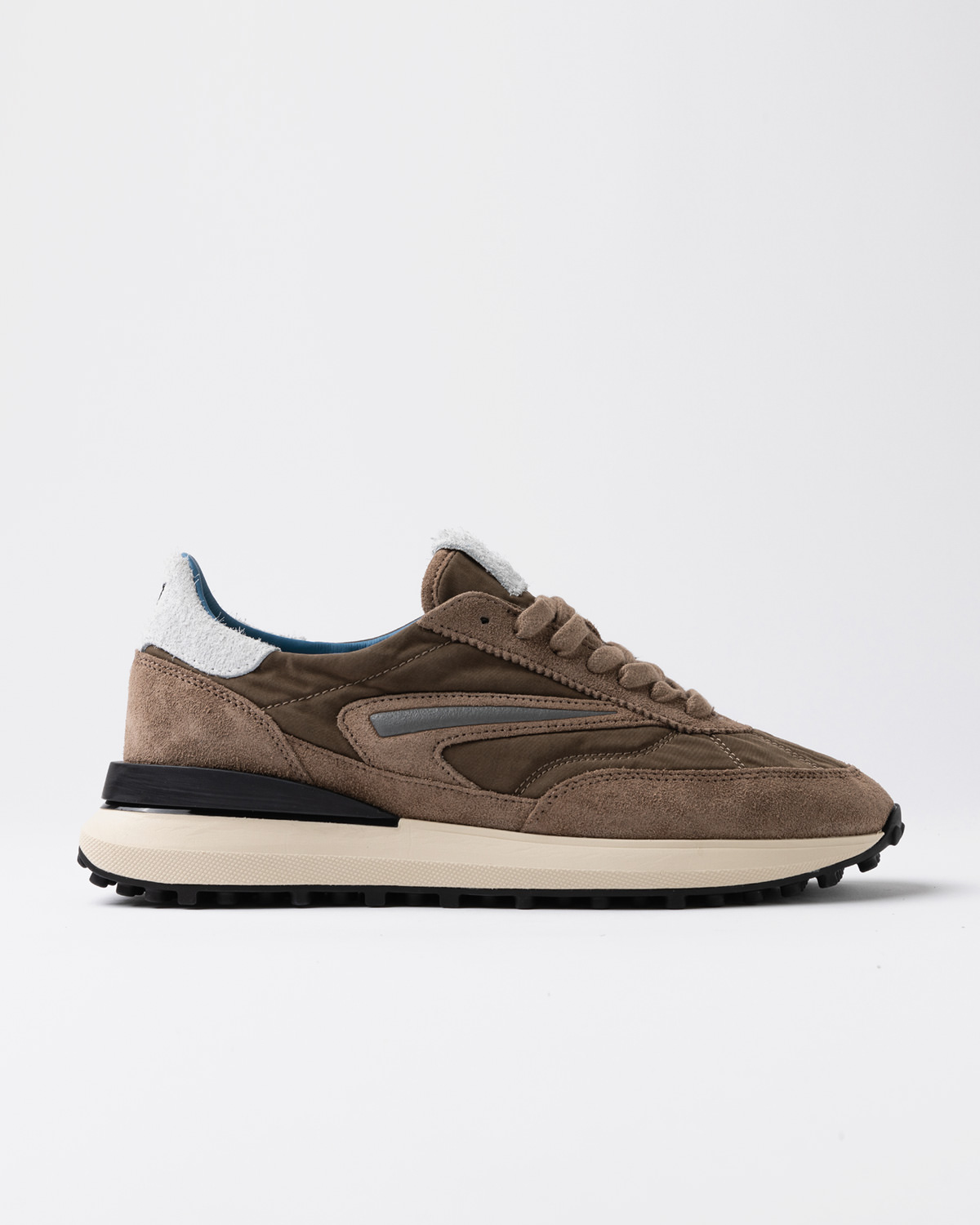 D.A.T.E.: ATHLETA TOUCH MUD