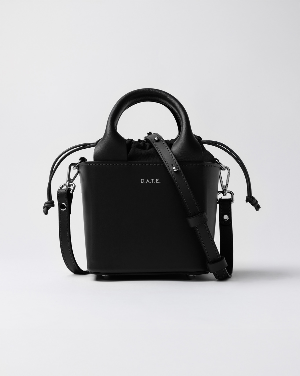 D.A.T.E.: CUBO BAG LEATHER BLACK