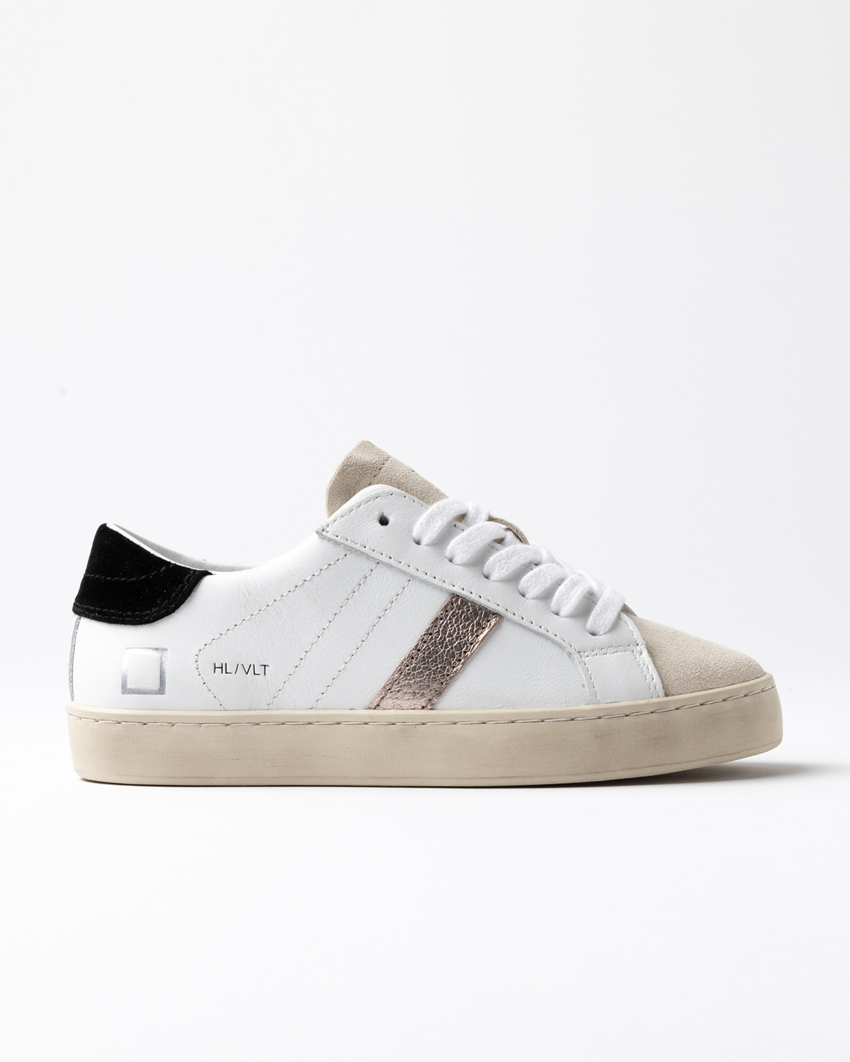 D.A.T.E.: HILL LOW 3 VELVET WHITE-BLACK