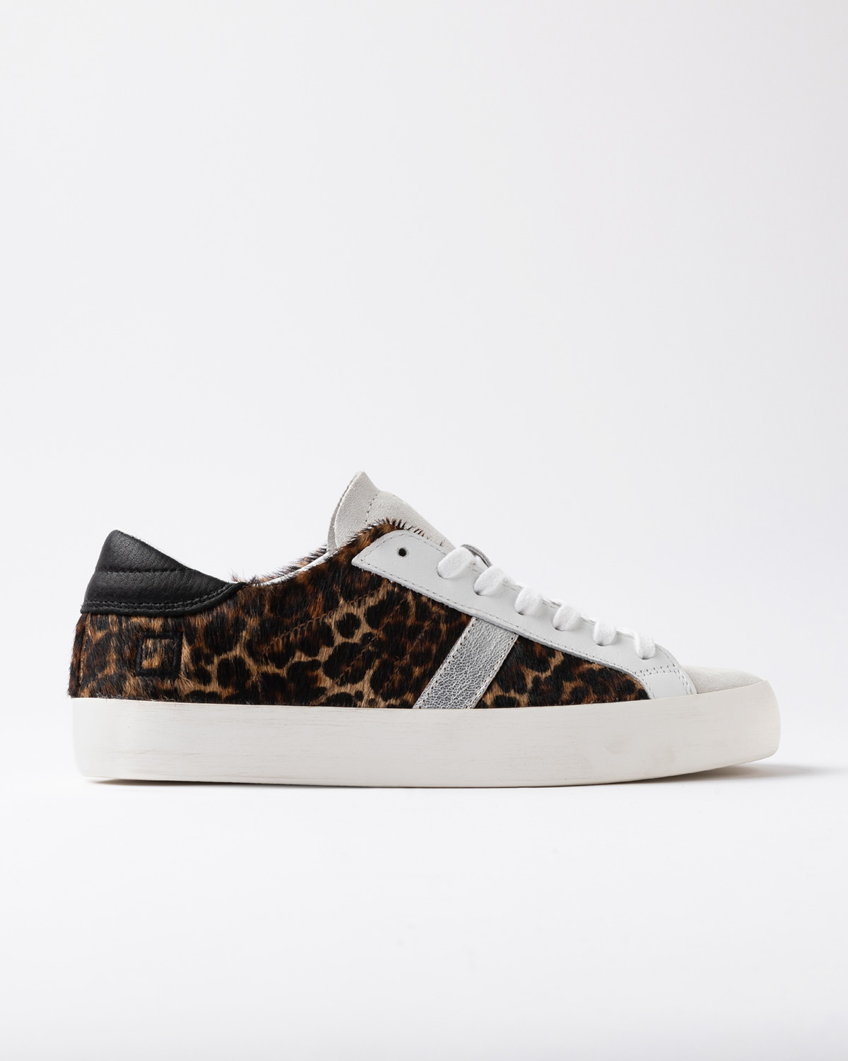 D.A.T.E.: HILL LOW LEOPARD WHITE