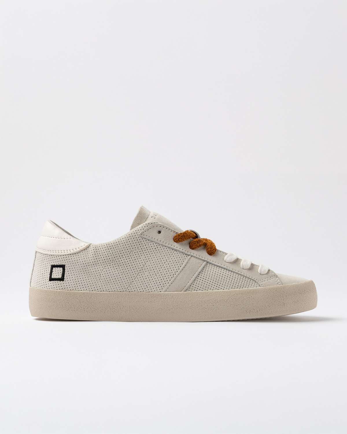 D.A.T.E.: HILL LOW PERFORATED COLORED IVORY