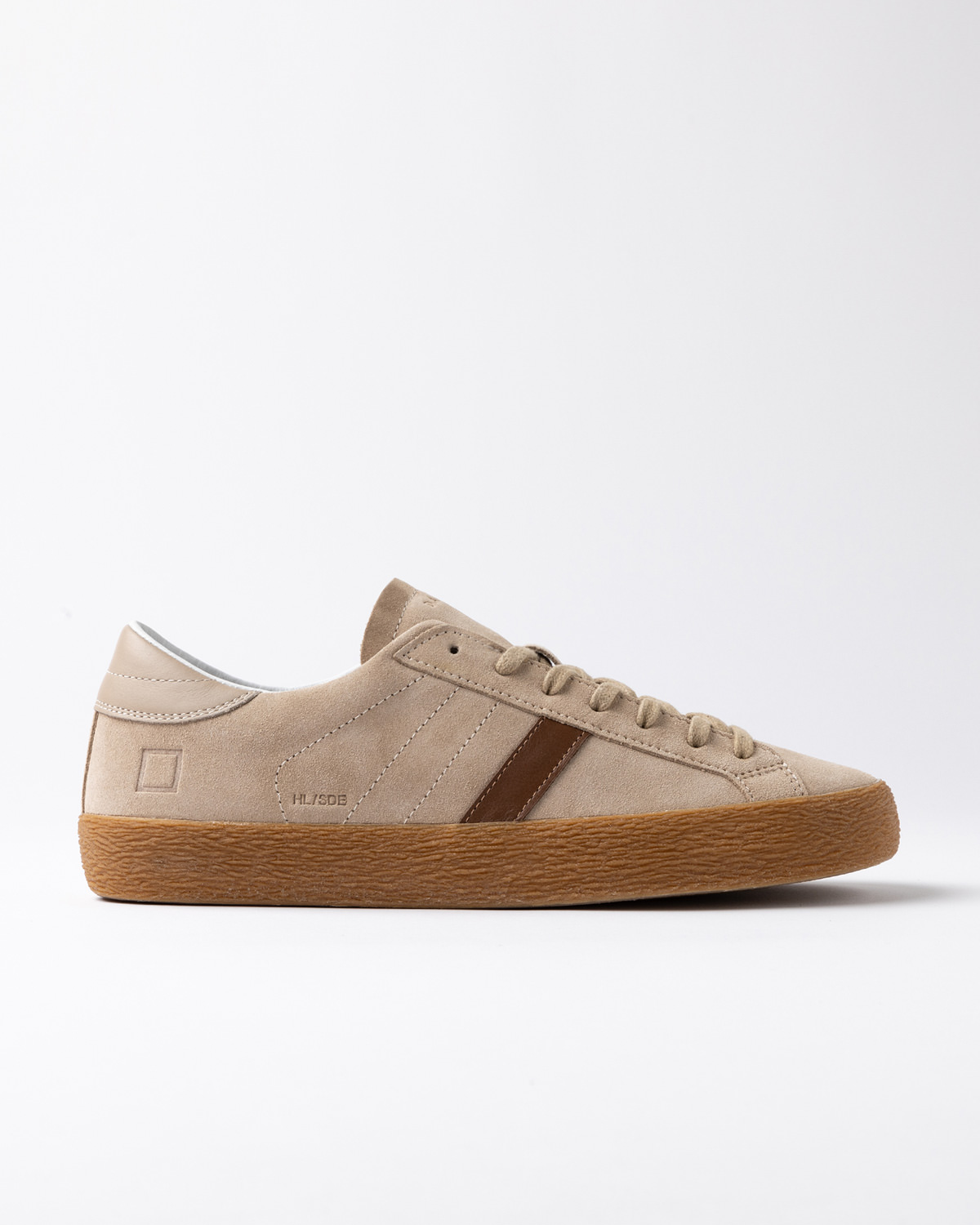 D.A.T.E.: HILL LOW SUEDE BEIGE