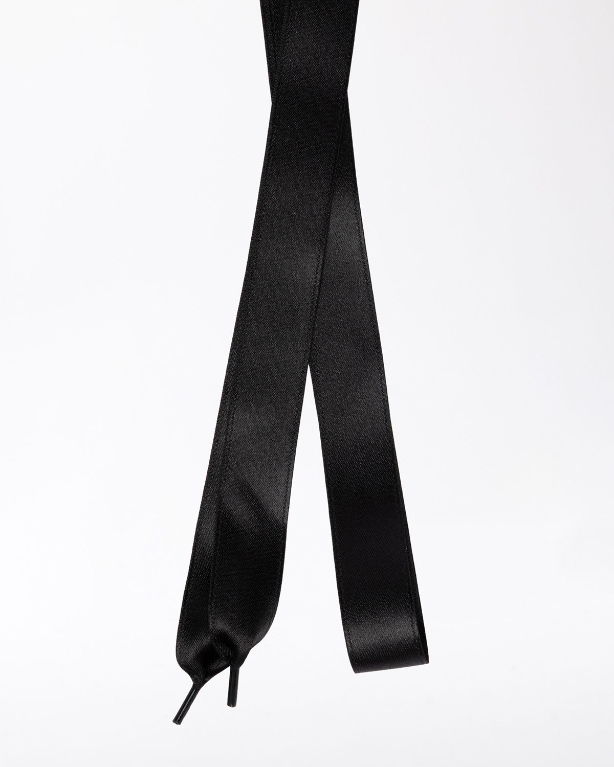 D.A.T.E.: LACE SATIN DATE BLACK