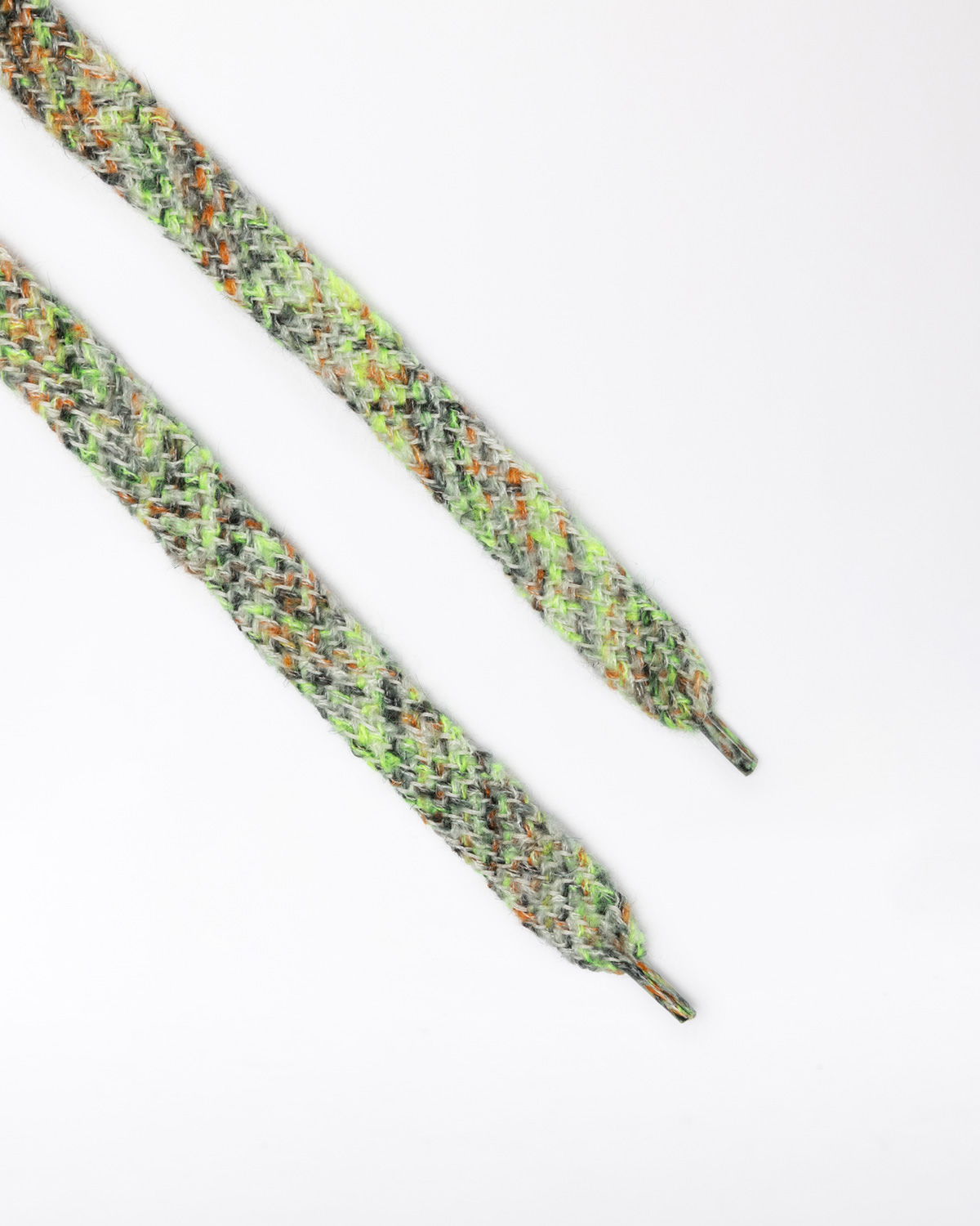 D.A.T.E.: LACE LAINE MULTI VERT