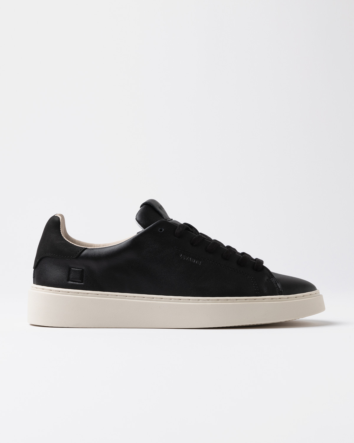 D.A.T.E.: LEVANTE CALF BLACK