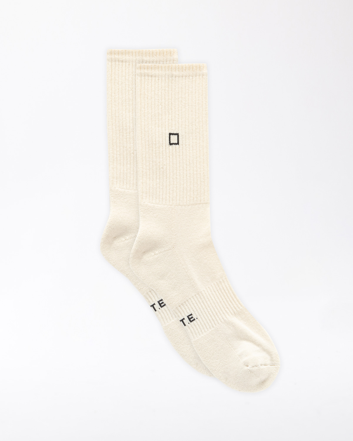 D.A.T.E.: SOCKS BASIC IVORY