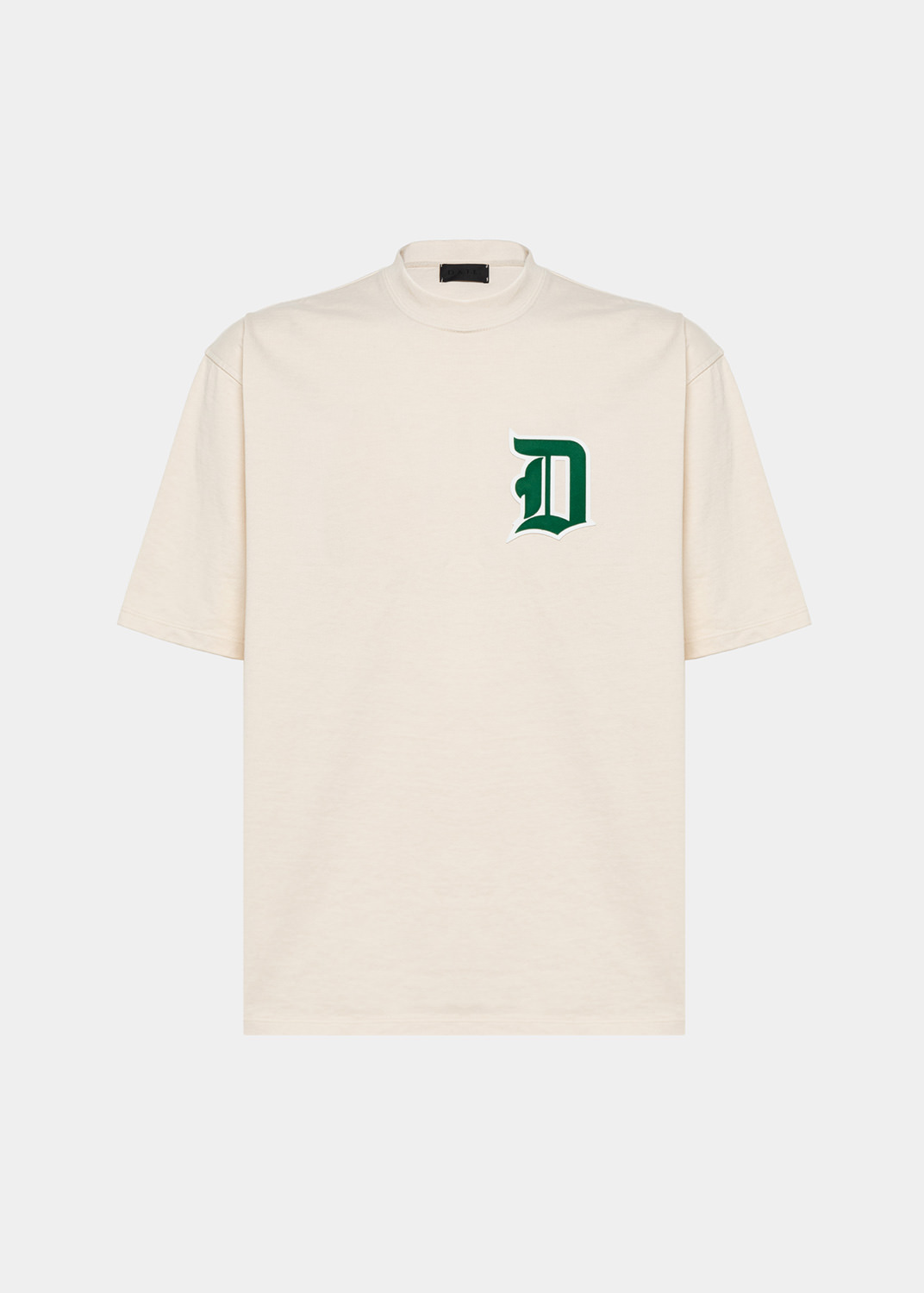 D.A.T.E.: T-SHIRT OVER LETTER IVORY