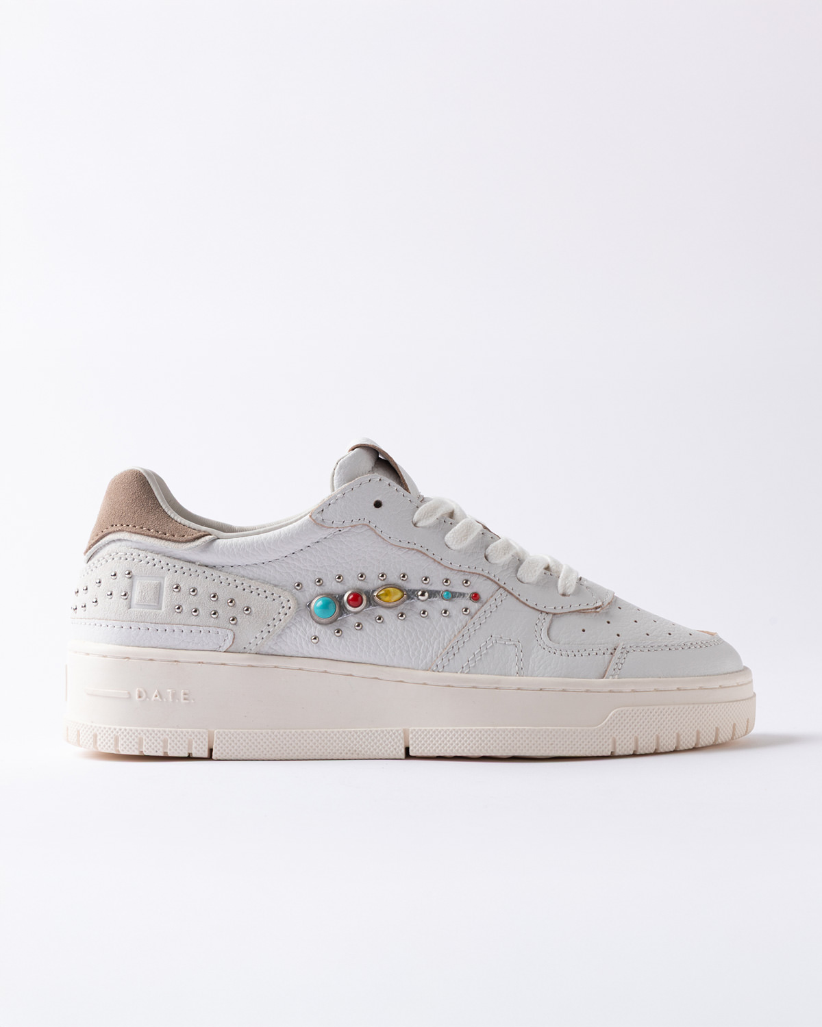 D.A.T.E.: TORNEO PURE STUDS WHITE