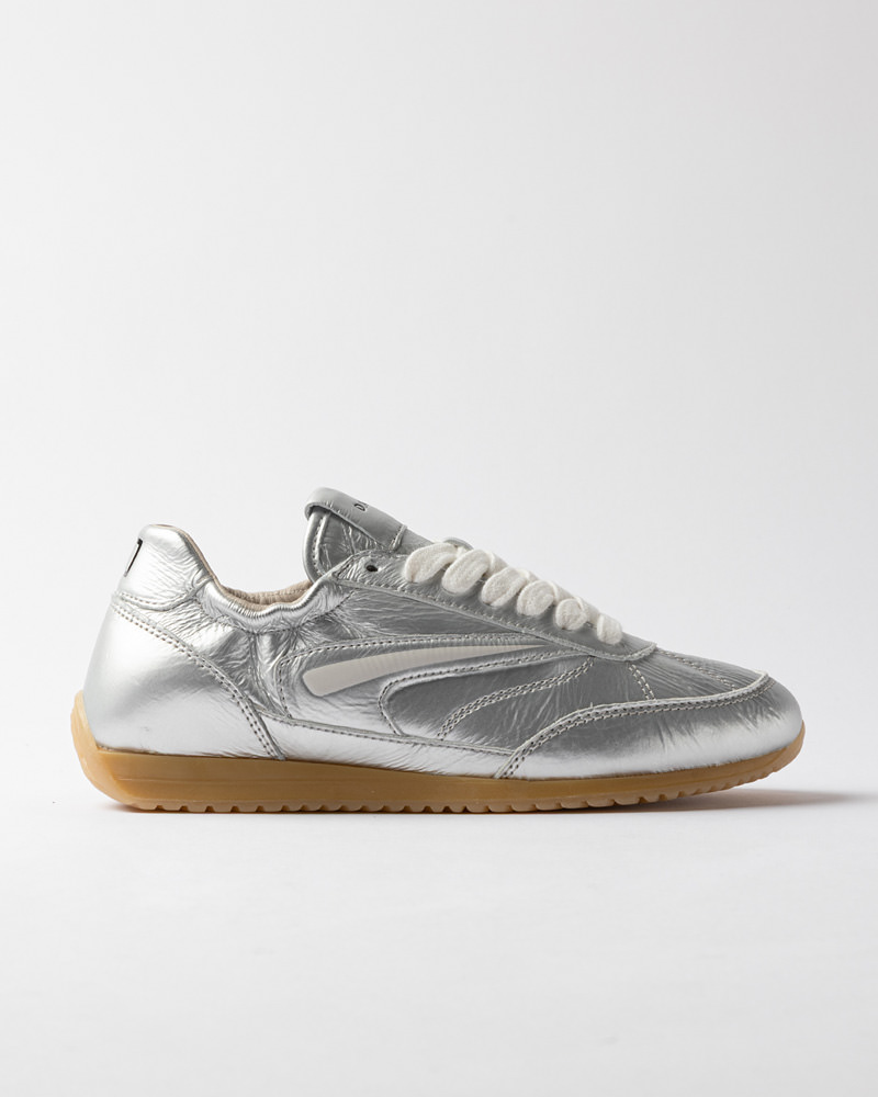 D.A.T.E.: ATHLETA BALLET LAMINATED SILVER