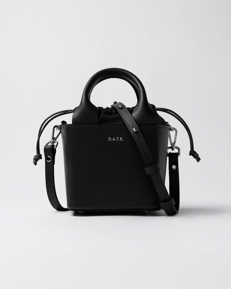 D.A.T.E.: CUBO BAG LEATHER BLACK
