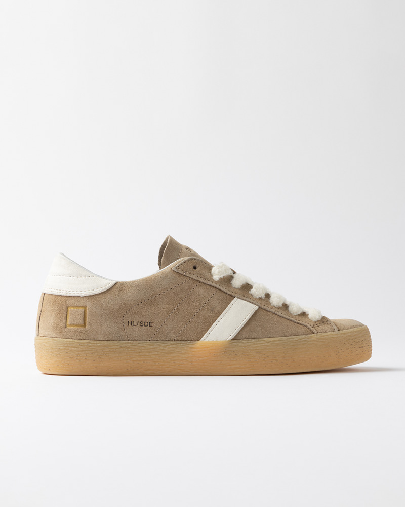 D.A.T.E.: HILL LOW SUEDE CAMEL