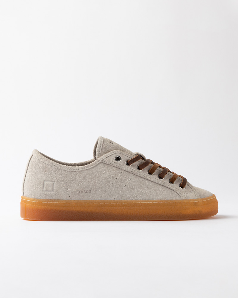 D.A.T.E.: TENDER SUEDE BEIGE