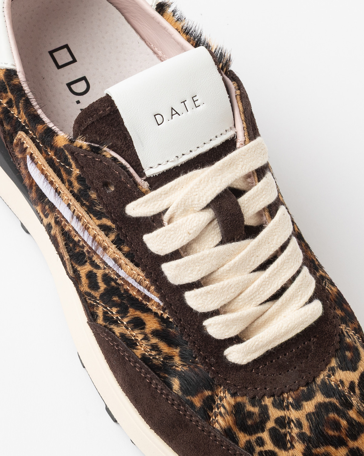 D.A.T.E.: ATHLETA ANIMALIER LEOPARD