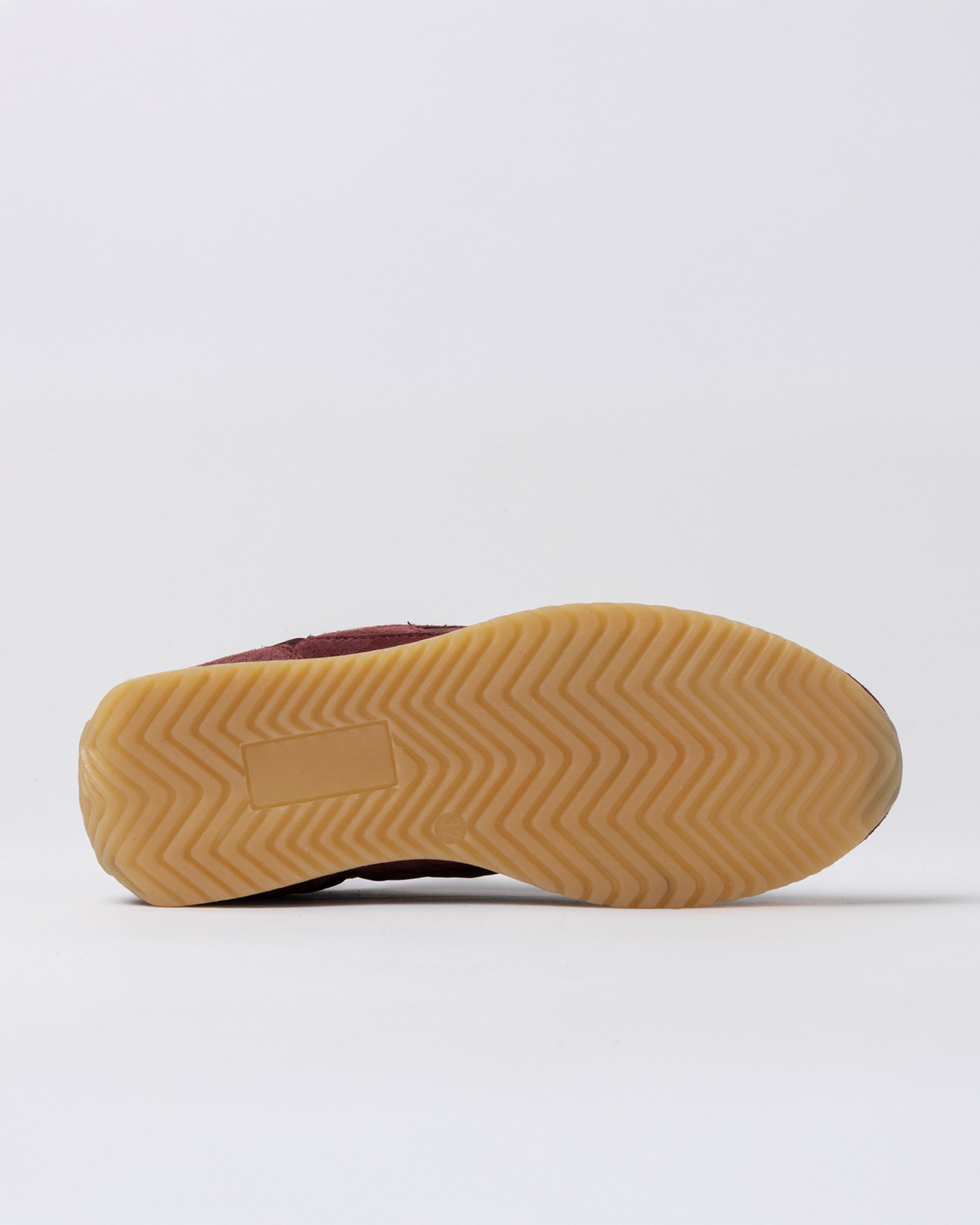 D.A.T.E.: ATHLETA BALLET COLORED CHOCOLATE