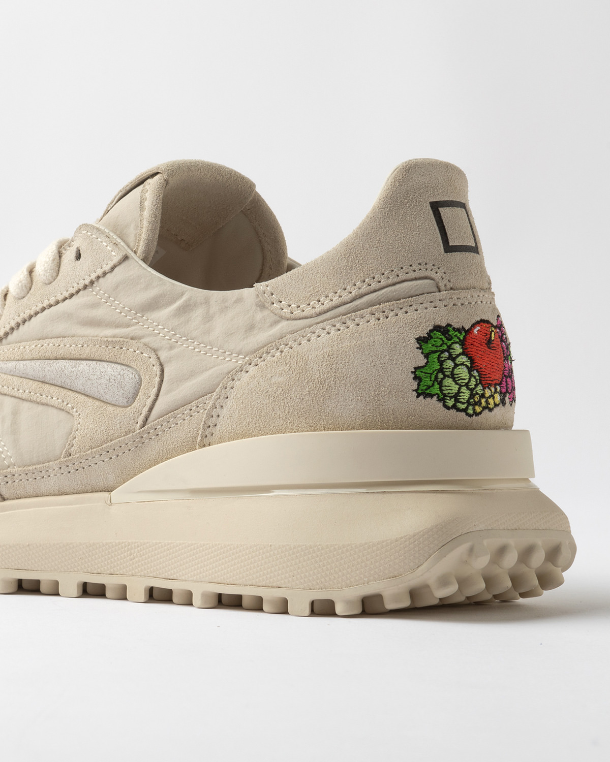 D.A.T.E.: ATHLETA FRUIT BEIGE