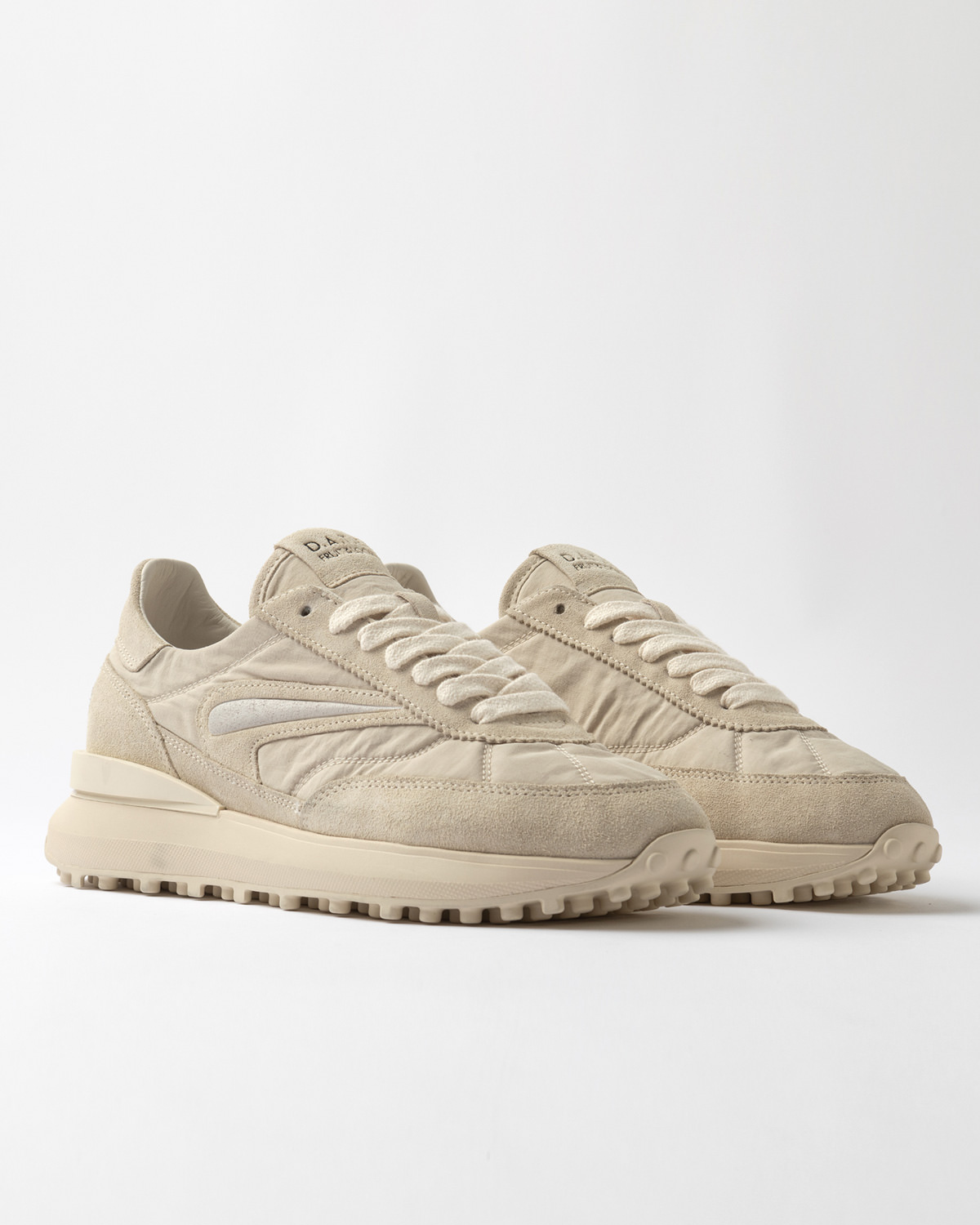 D.A.T.E.: ATHLETA FRUIT BEIGE