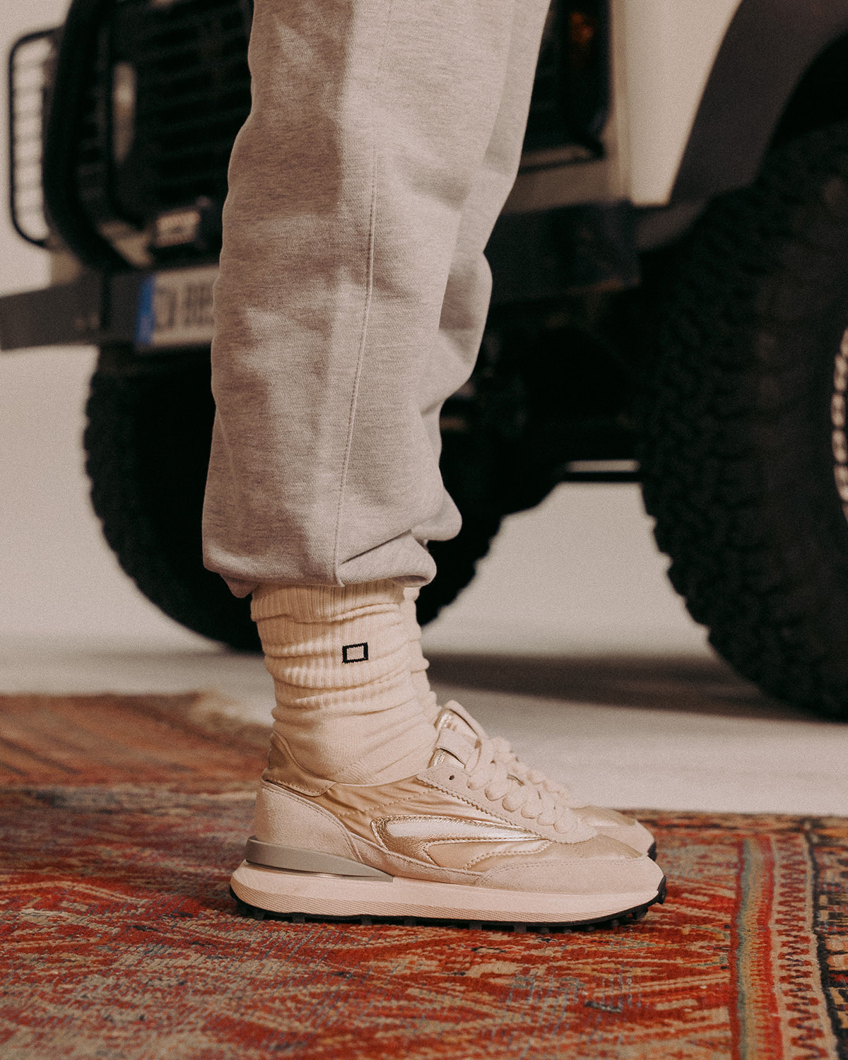 D.A.T.E.: ATHLETA LAMINATED PLATINUM