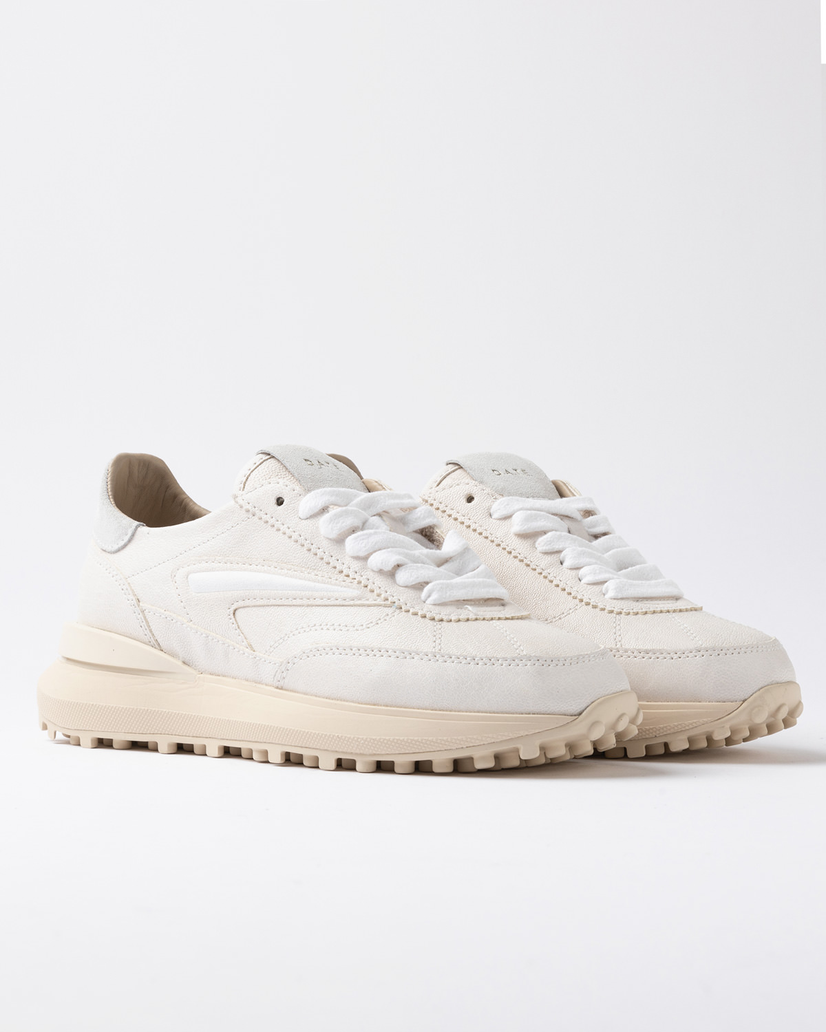 D.A.T.E.: ATHLETA NATURAL WHITE