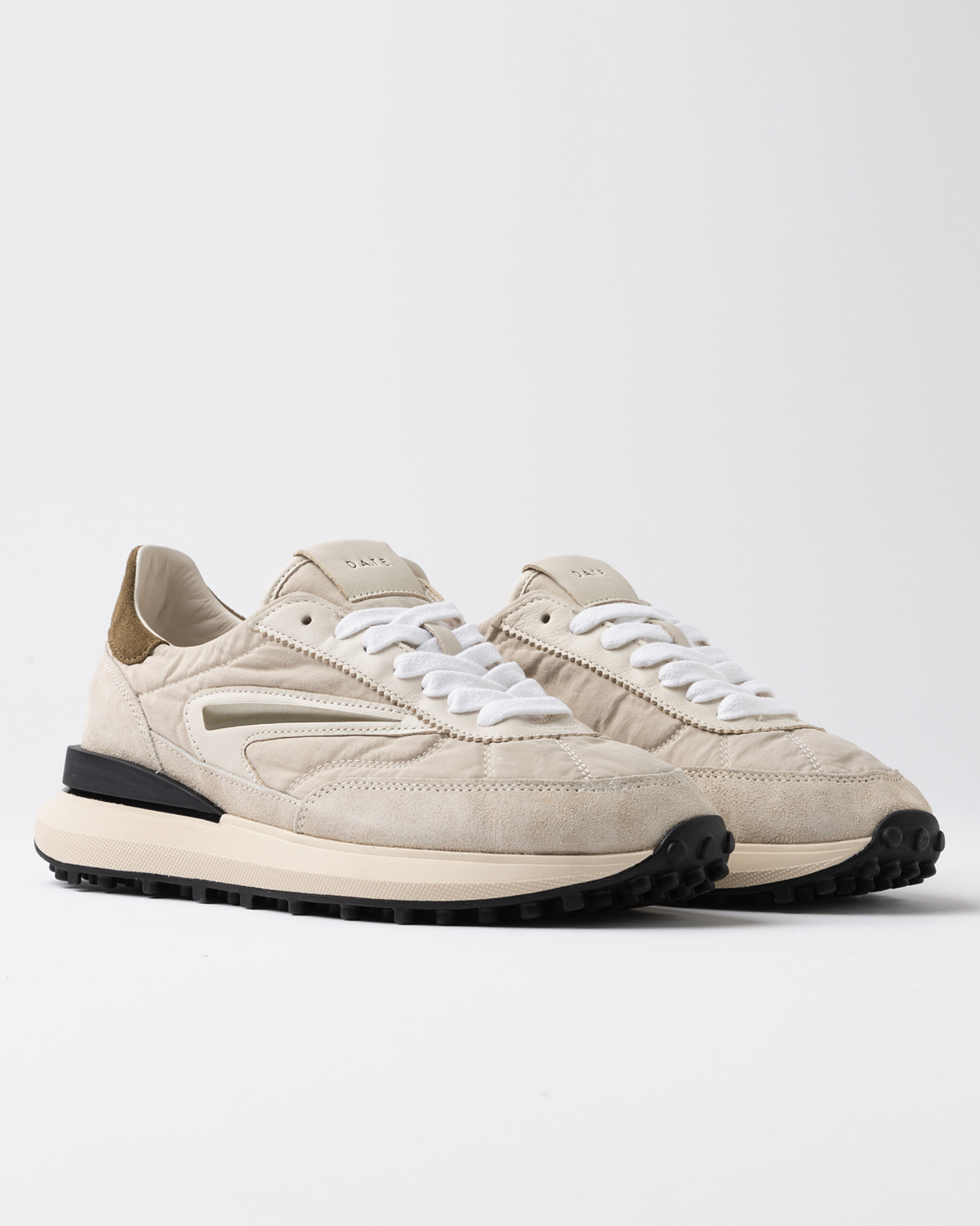 D.A.T.E.: ATHLETA NYLON BEIGE