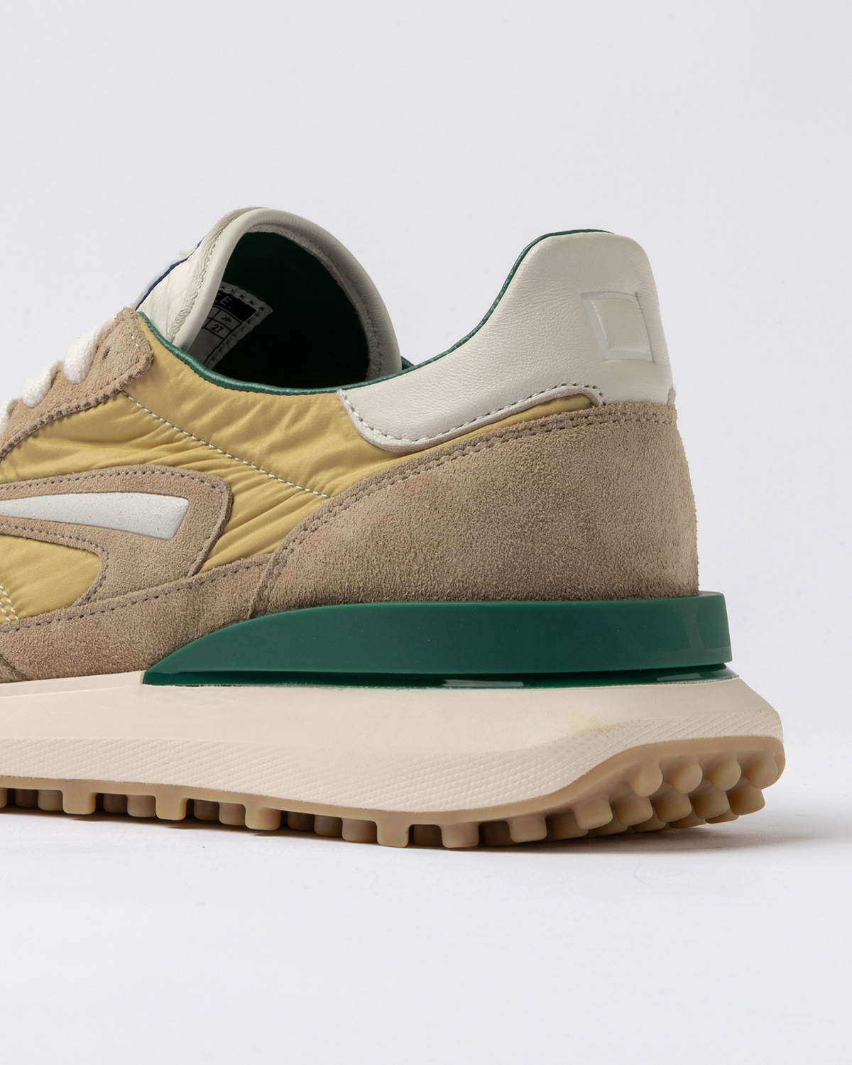 D.A.T.E.: ATHLETA NYLON BEIGE