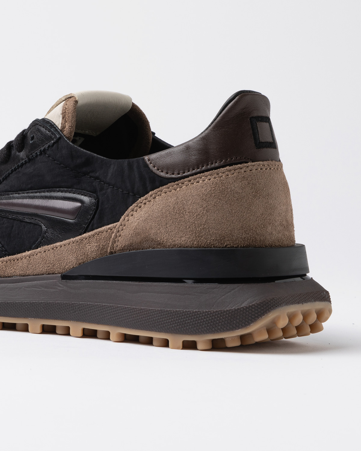 D.A.T.E.: ATHLETA NYLON BLACK