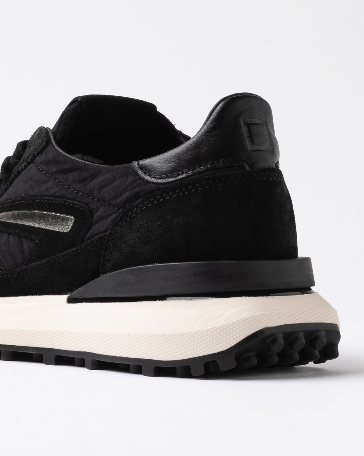 D.A.T.E.: ATHLETA NYLON BLACK