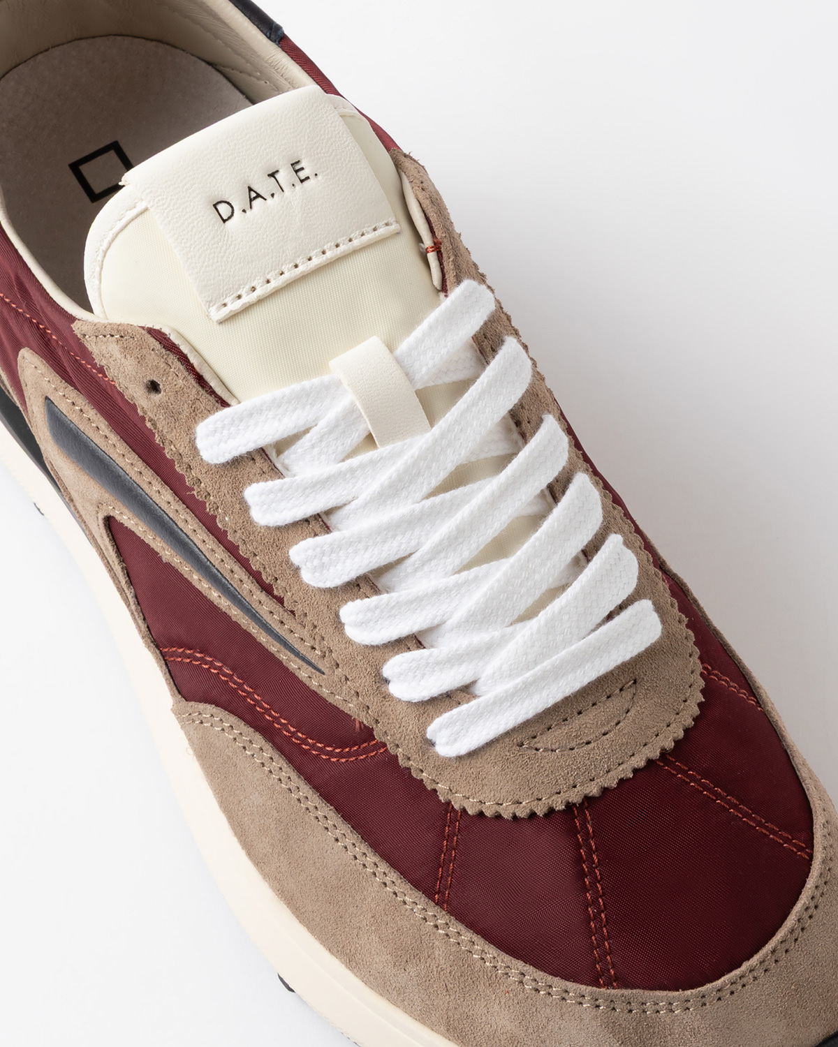 D.A.T.E.: ATHLETA NYLON BORDEAUX