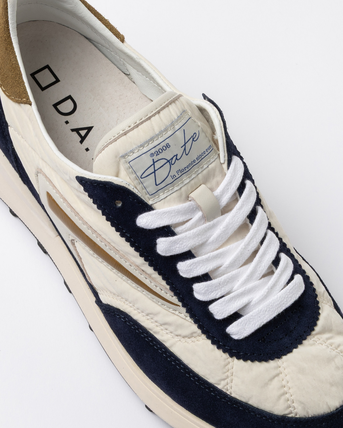 D.A.T.E.: ATHLETA NYLON IVORY-BLUE