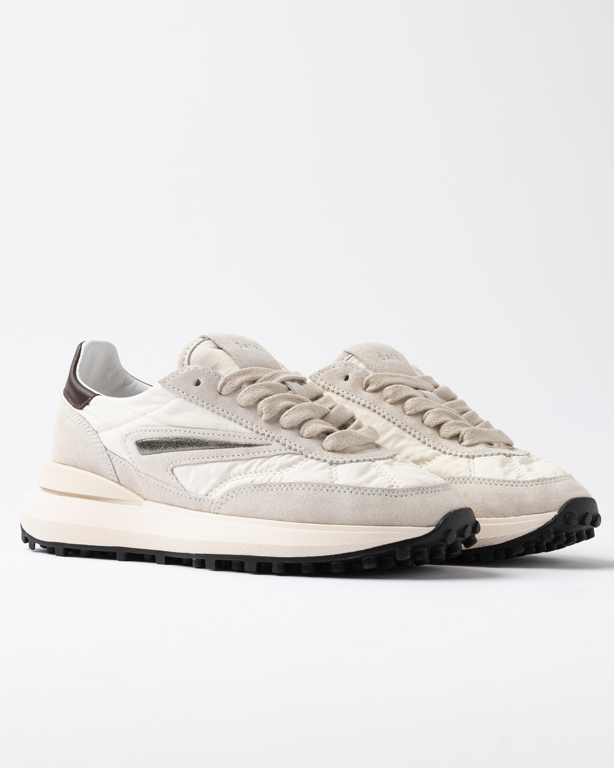 D.A.T.E.: ATHLETA NYLON MILK