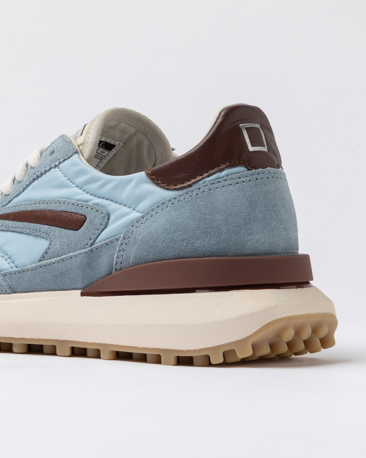 D.A.T.E.: ATHLETA NYLON SKY