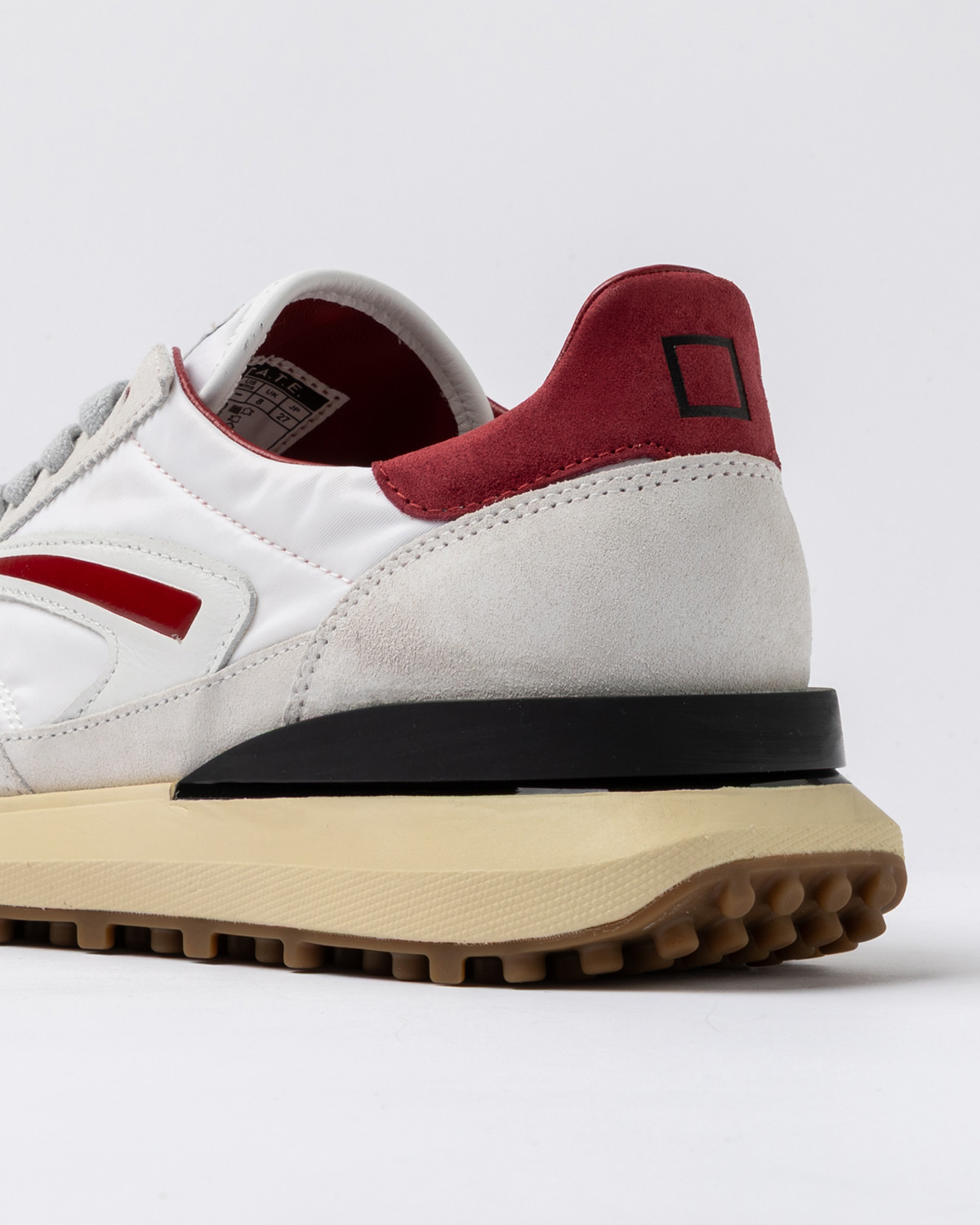 D.A.T.E.: ATHLETA NYLON WHITE-BORDEAUX