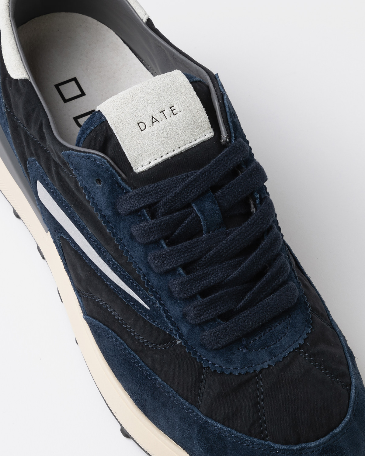 D.A.T.E.: ATHLETA TOUCH BLUE