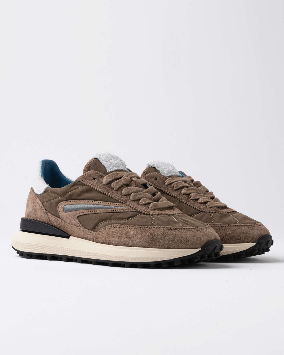 D.A.T.E.: ATHLETA TOUCH MUD