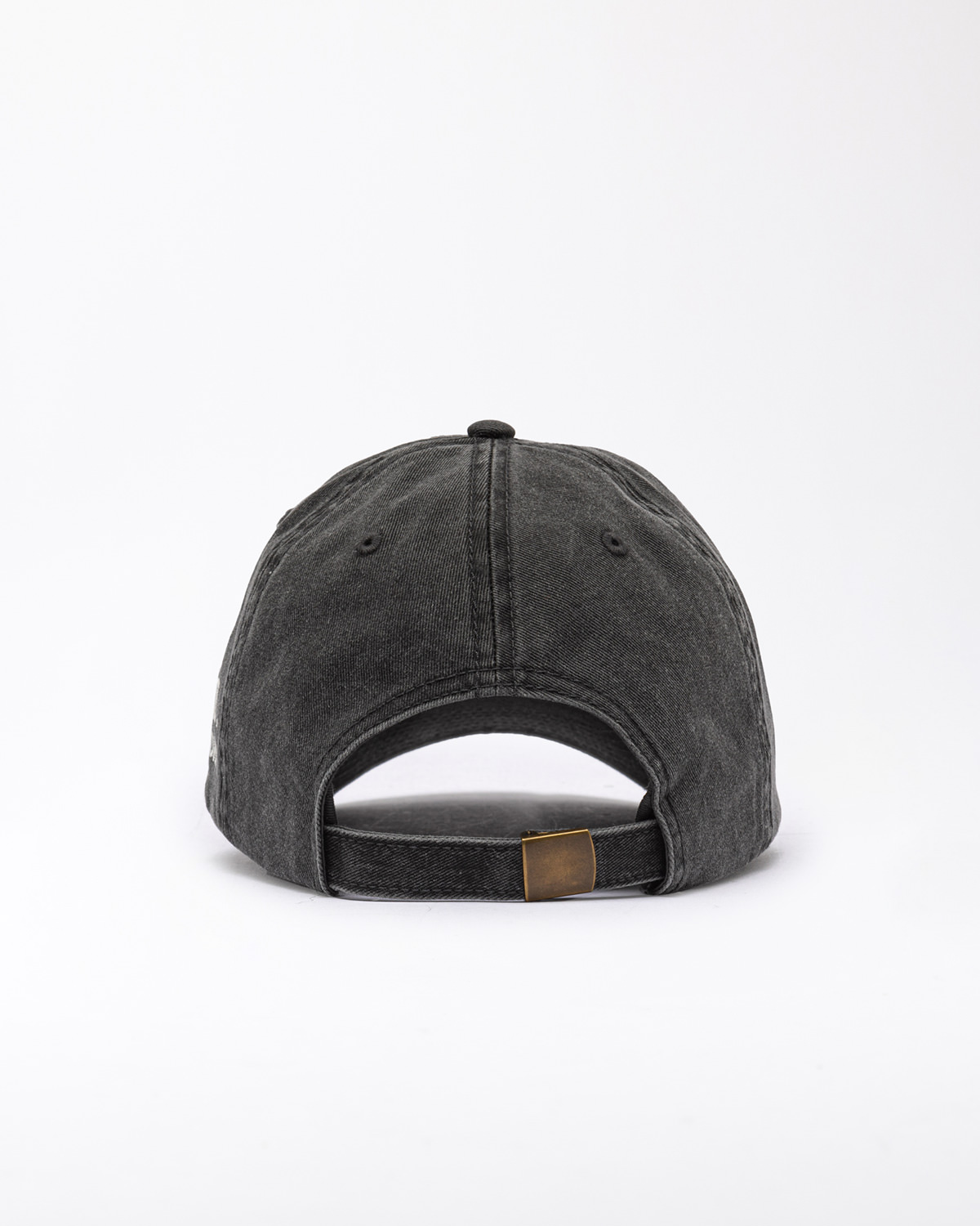 D.A.T.E.: BASEBALL CAP FRUIT BLACK