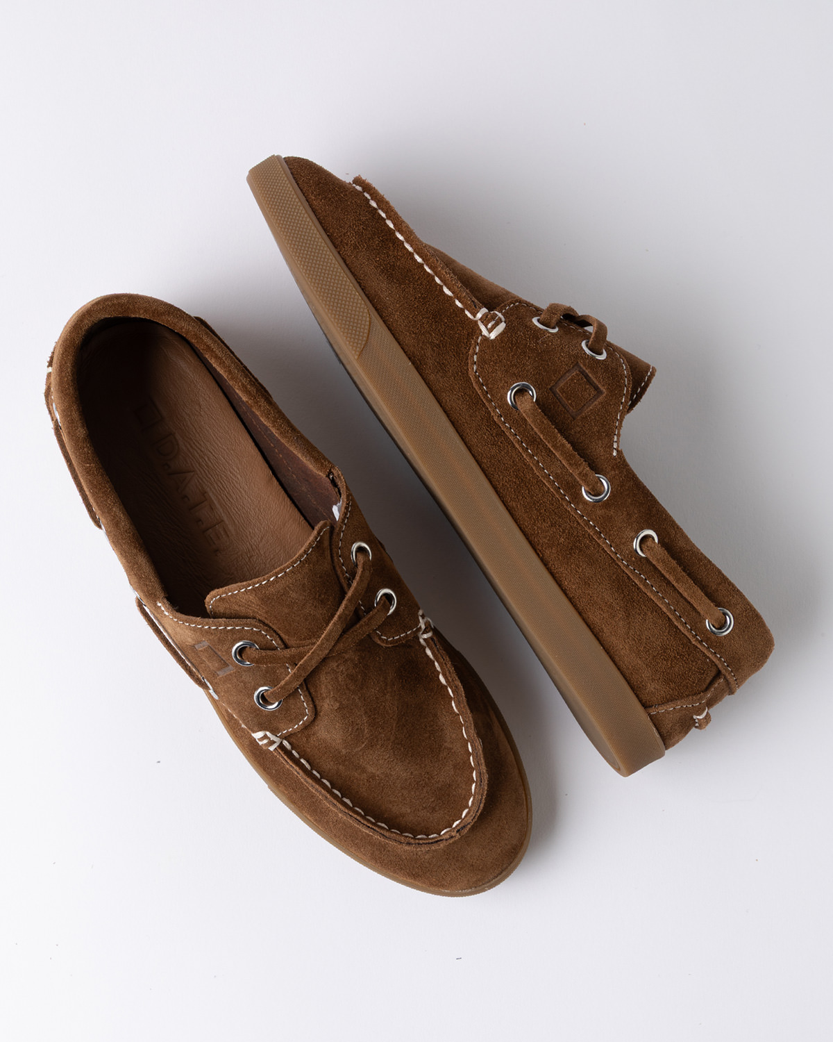 D.A.T.E.: CALA VIOLINA NATURAL CUOIO