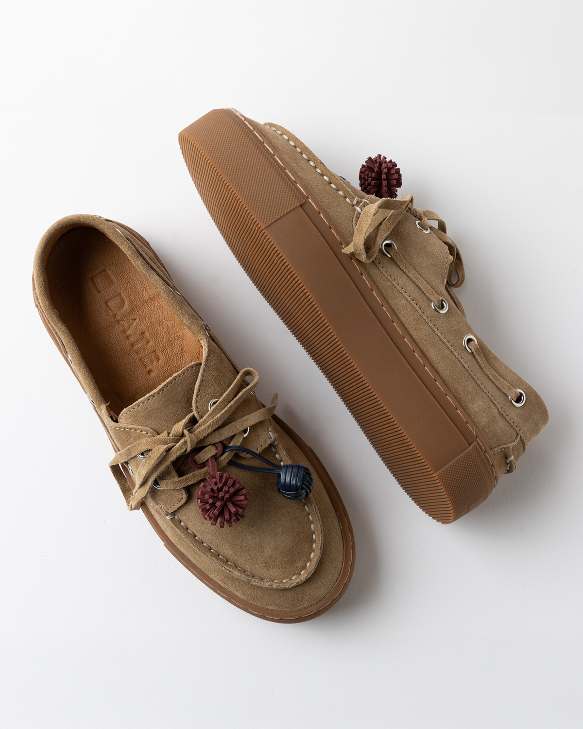 D.A.T.E.: CALETTA SUEDE CUOIO