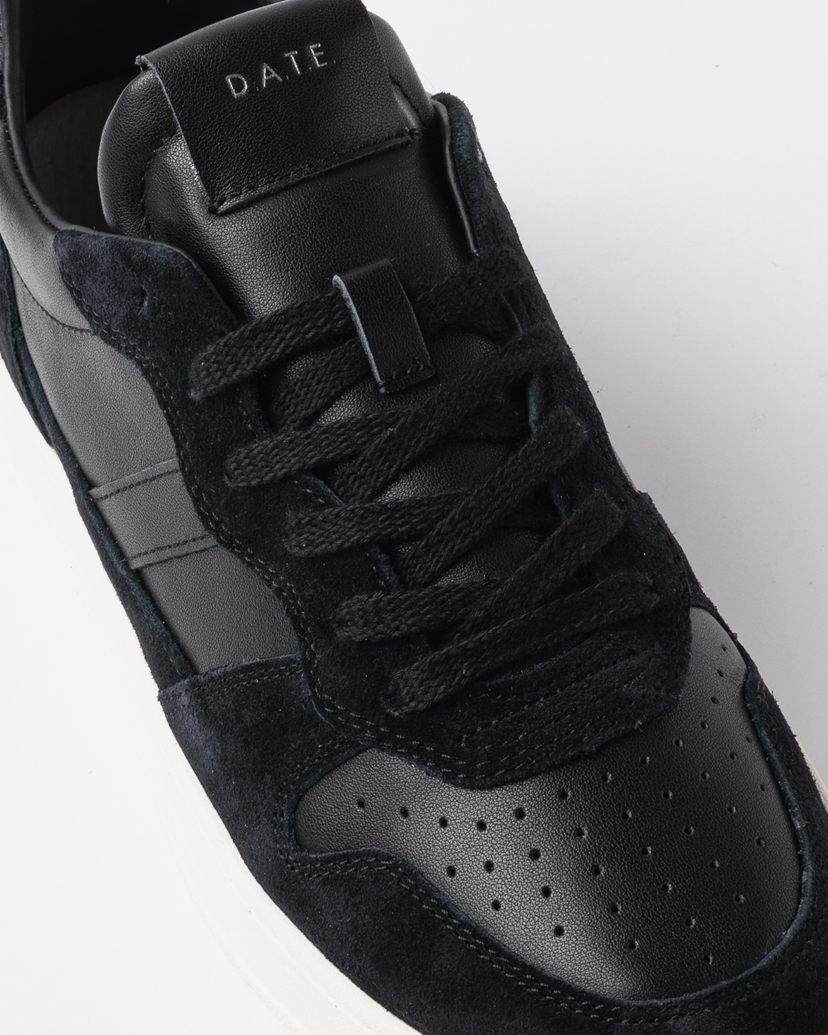 D.A.T.E.: COURT 2.0 BASIC BLACK