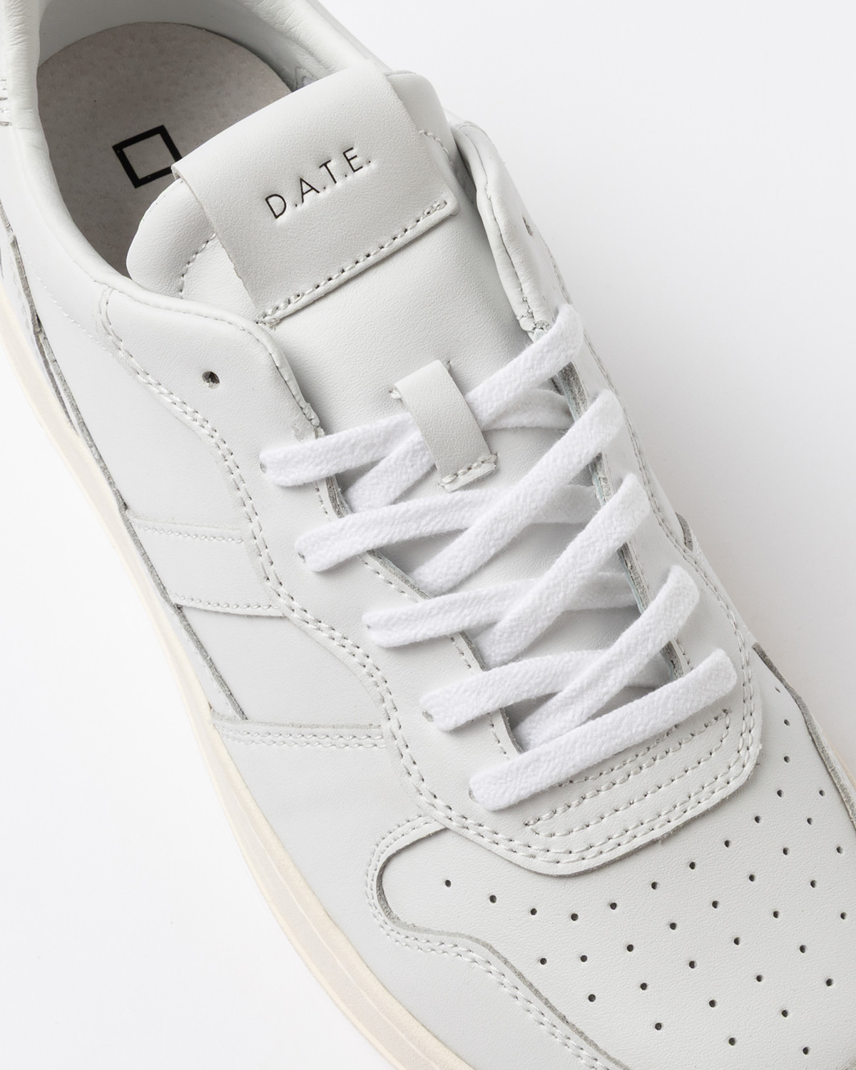D.A.T.E.: COURT 2.0 BASIC WHITE