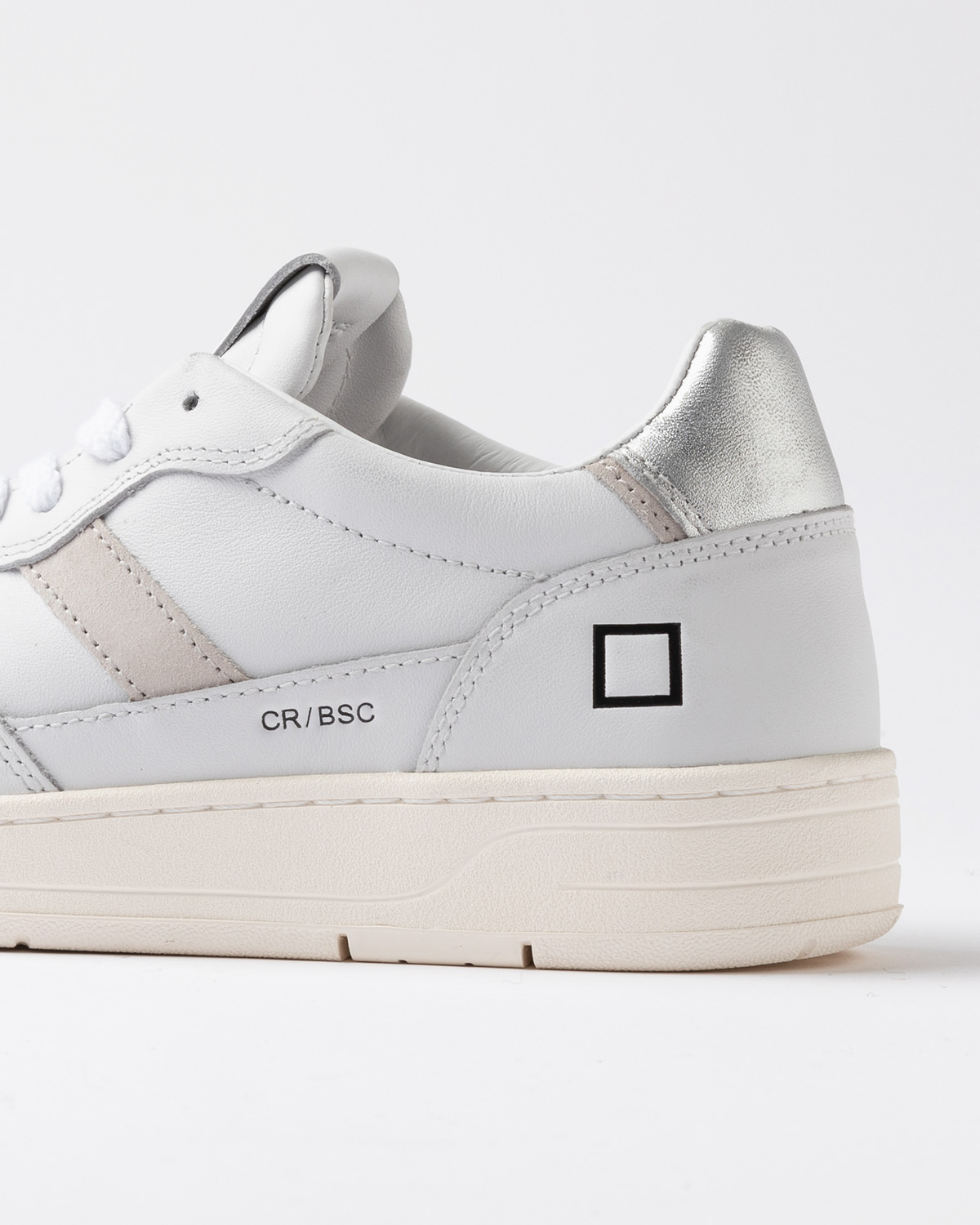 D.A.T.E.: COURT 2.0 BASIC WHITE-SILVER