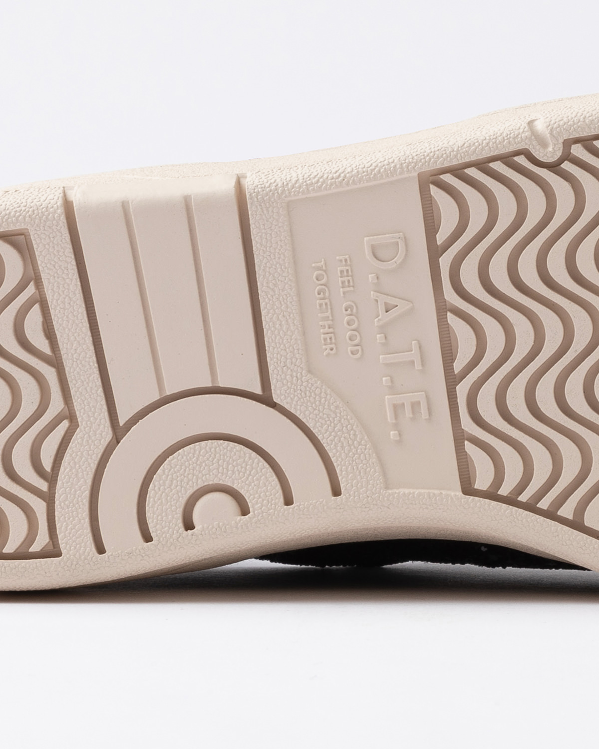 D.A.T.E.: COURT 2.0 GLITTER SILVER