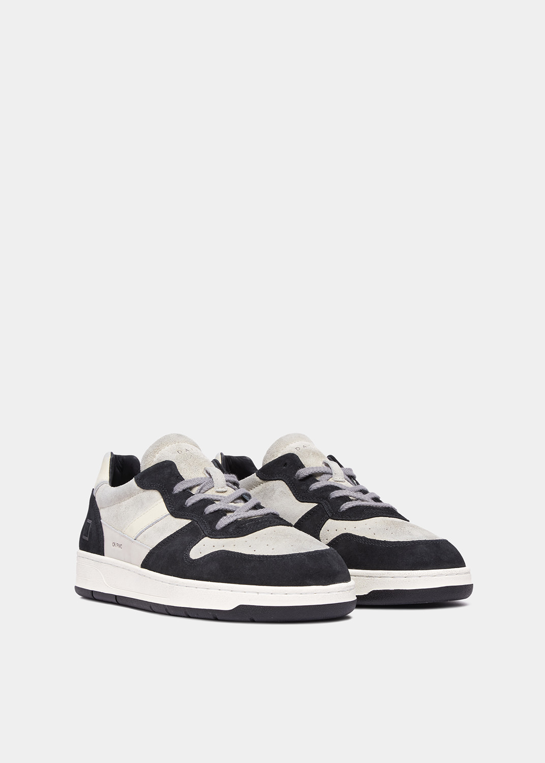 D.A.T.E.: COURT 2.0 POWDER BEIGE-BLACK