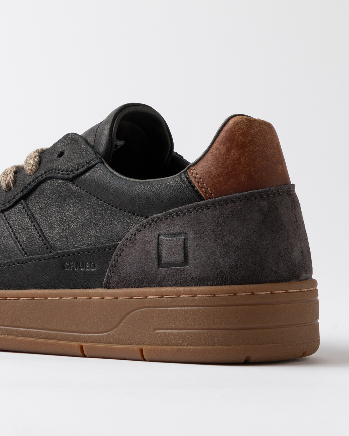 D.A.T.E.: COURT 2.0 USED BLACK