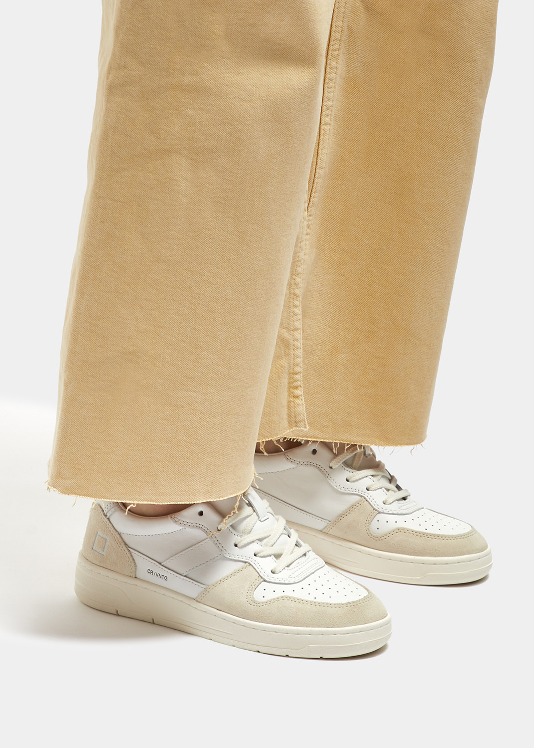 D.A.T.E.: COURT 2.0 VINTAGE CALF WHITE-BEIGE