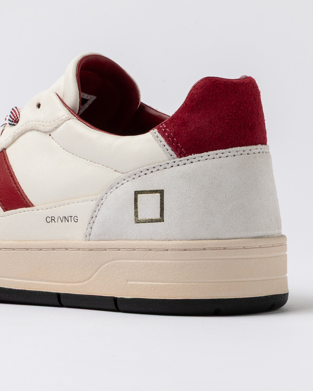 D.A.T.E.: COURT 2.0 VINTAGE CALF WHITE-BORDEAUX