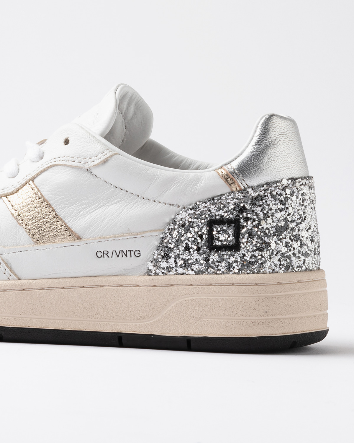 D.A.T.E.: COURT 2.0 VINTAGE CALF WHITE-SILVER