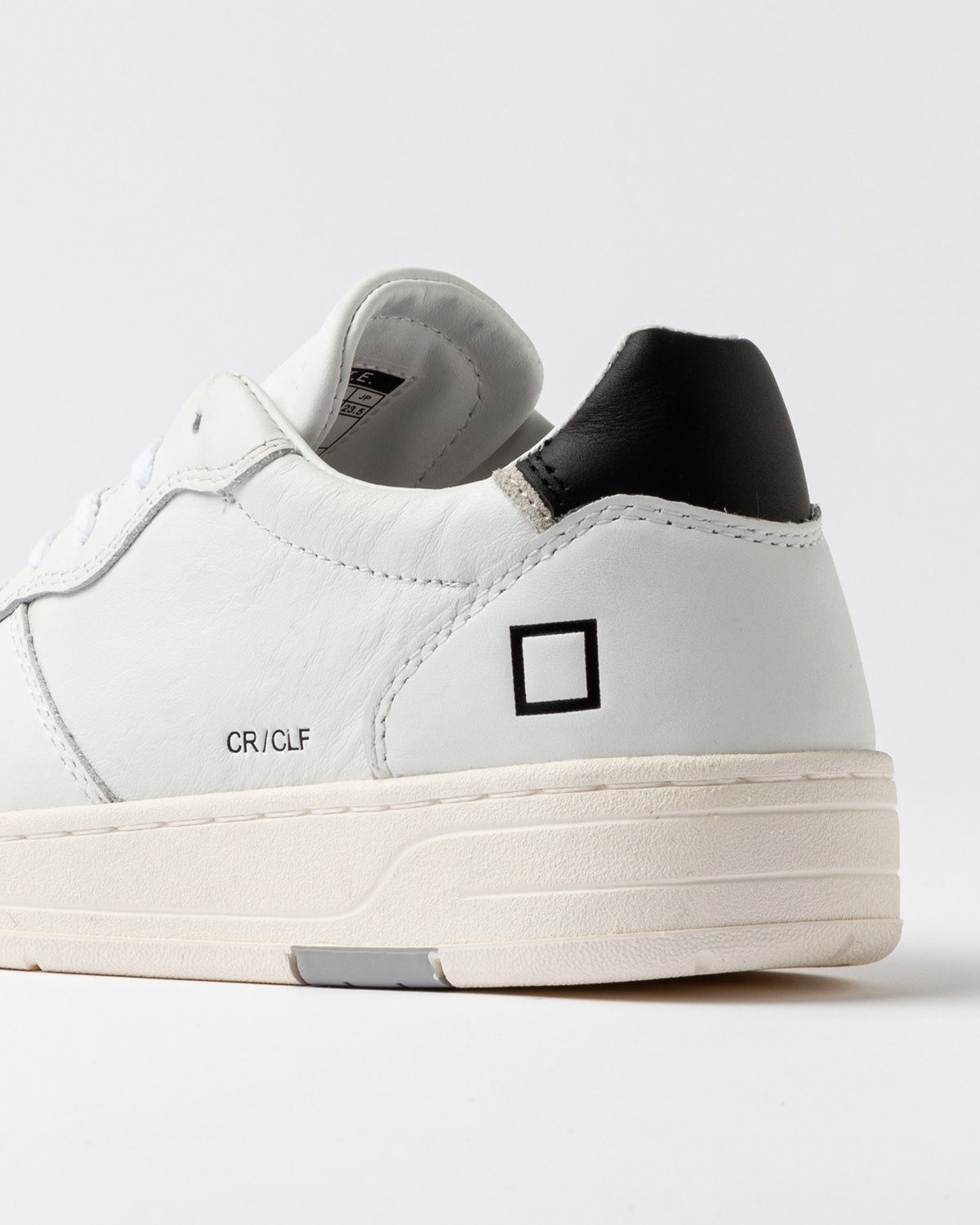 D.A.T.E.: COURT CALF WHITE-BLACK