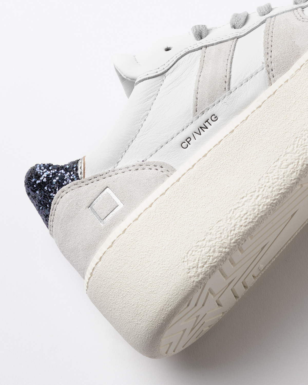 D.A.T.E.: COURT PLATFORM VINTAGE CALF WHITE-BLUE