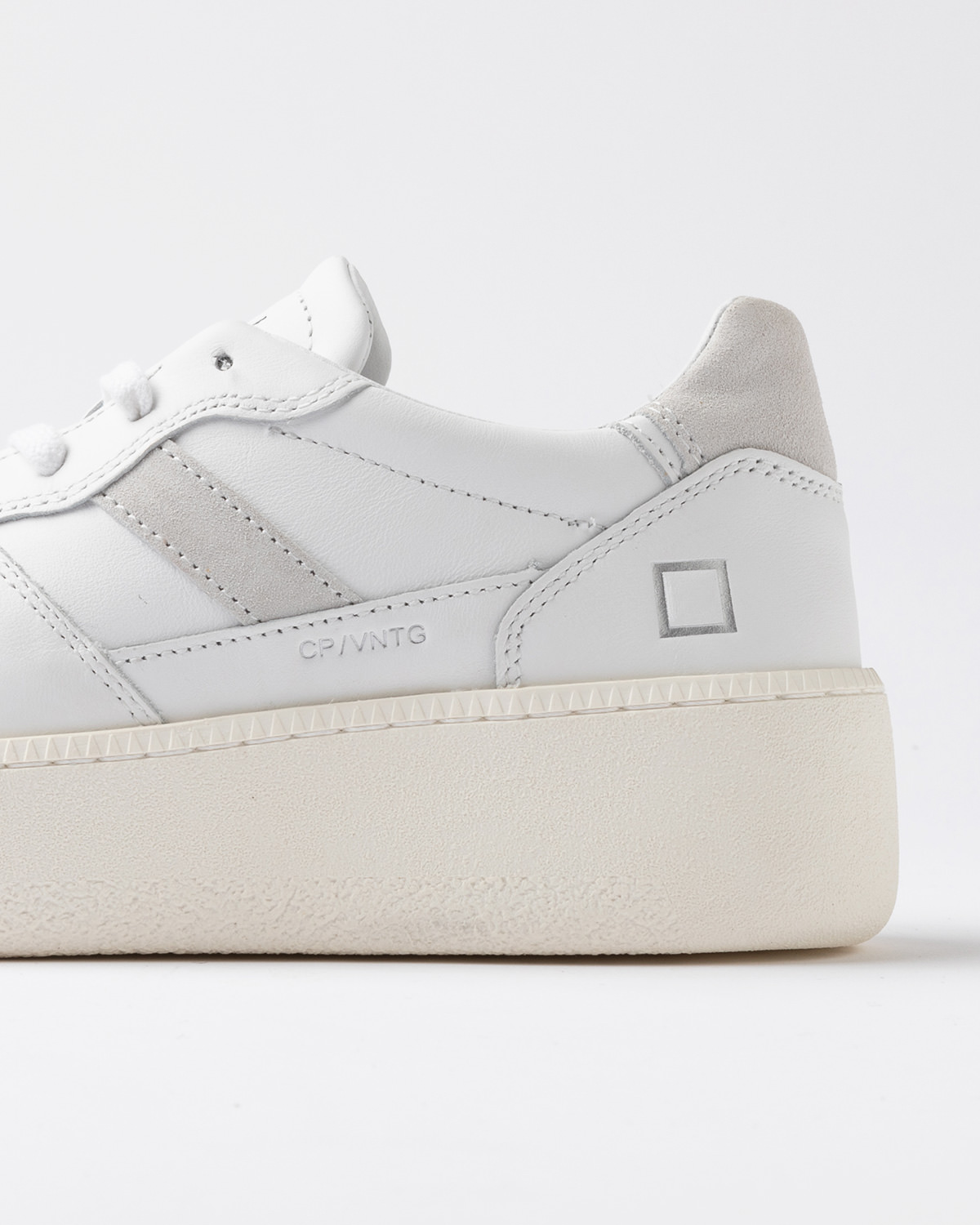 D.A.T.E.: COURT PLATFORM VINTAGE CALF WHITE