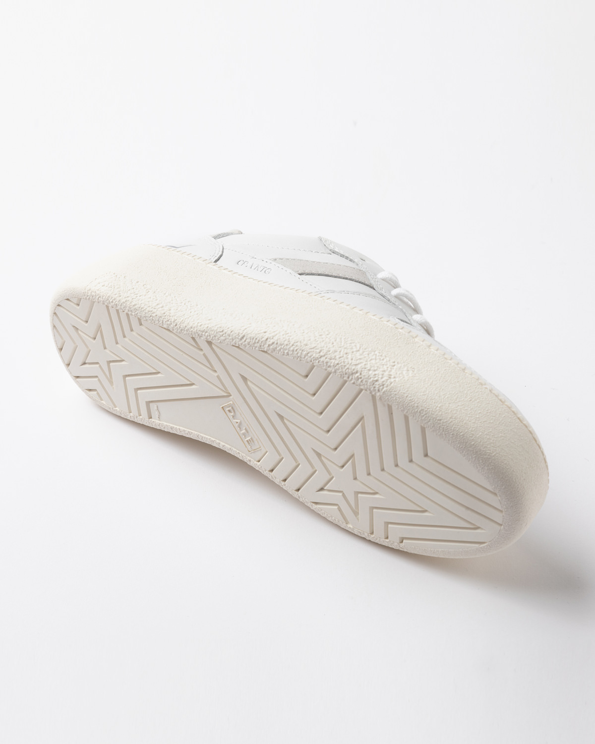D.A.T.E.: COURT PLATFORM VINTAGE CALF WHITE